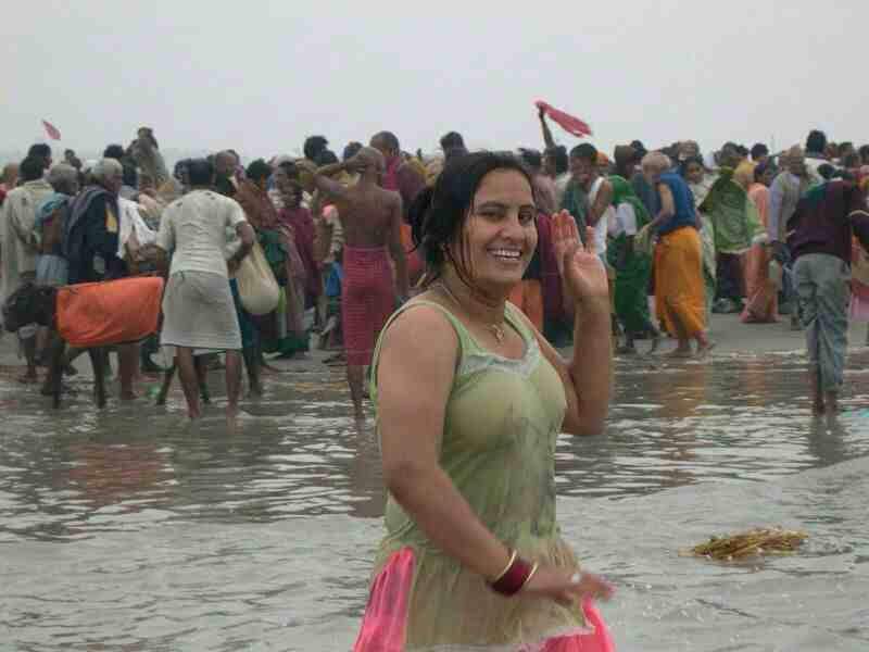 Indian women public bathing